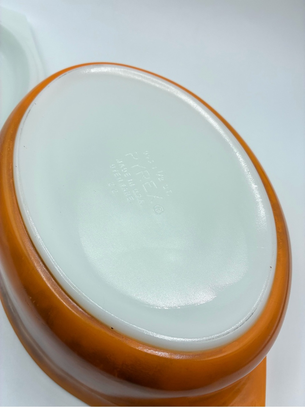 Vintage Pyrex Daisy Sunflower Orange Oval Casserole Dish #043 1.5qt - Picture 10 of 11